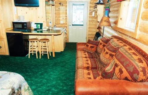 фото отеля Cabin Creek Inn