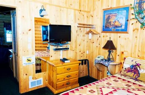 фото отеля Cabin Creek Inn