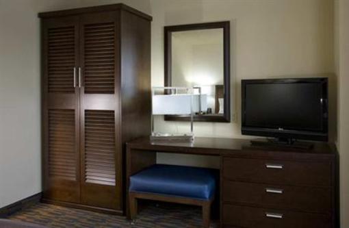 фото отеля Embassy Suites Seattle - Tacoma International Airport
