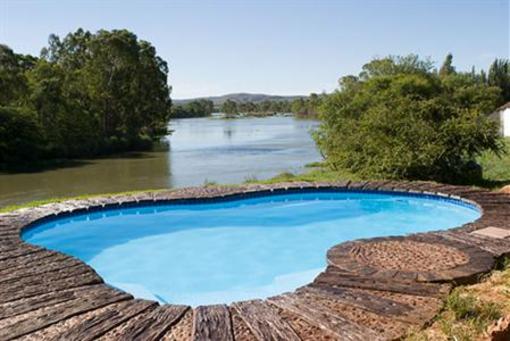 фото отеля Carryblaire River Retreat