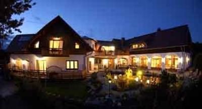 фото отеля Hügellandhof Hotel Neuhaus am Klausenbach