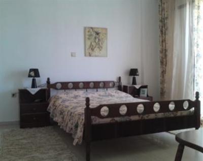 фото отеля Chris Studios & Apartments Assos-Lechaio