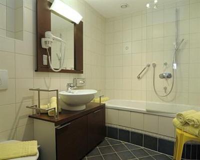 фото отеля Hotel zur Schonen Aussicht