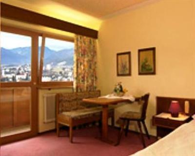 фото отеля Hotel zur Schonen Aussicht