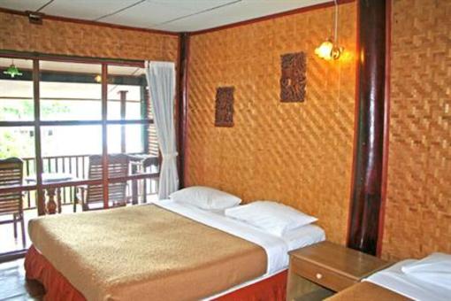 фото отеля Ponnatee Resort Thong Pha Phum
