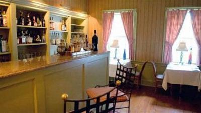 фото отеля Home Hill Inn
