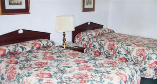 фото отеля Jameson Inn Winder
