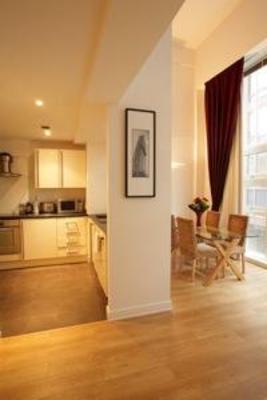 фото отеля Amadeus Apartment Manchester