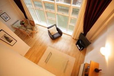 фото отеля Amadeus Apartment Manchester