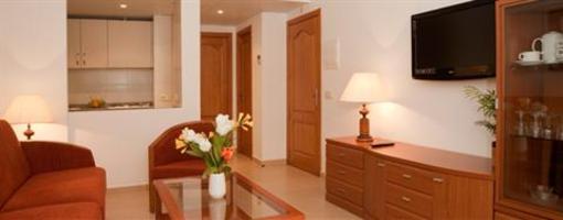 фото отеля Apartamentos Los Tilos