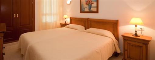 фото отеля Apartamentos Los Tilos