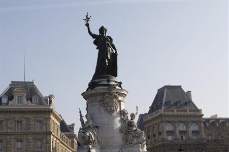 фото отеля Crowne Plaza Paris Republique