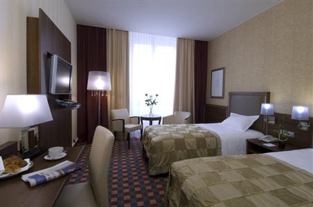 фото отеля Crowne Plaza Paris Republique