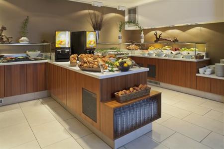 фото отеля Crowne Plaza Paris Republique