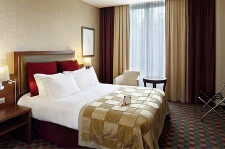 фото отеля Crowne Plaza Paris Republique