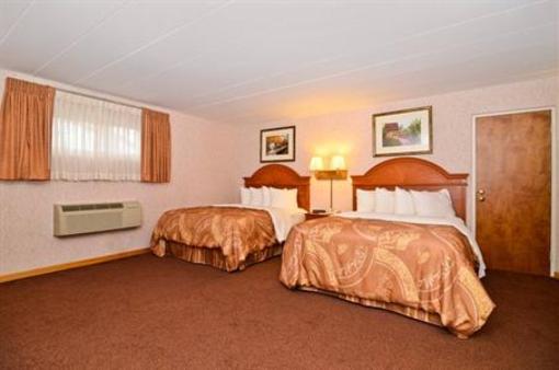 фото отеля Best Western Paradise Inn Savoy