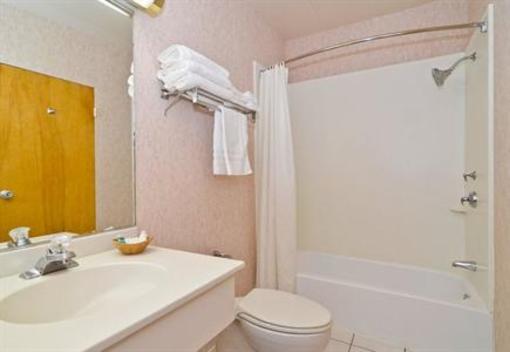 фото отеля Best Western Paradise Inn Savoy