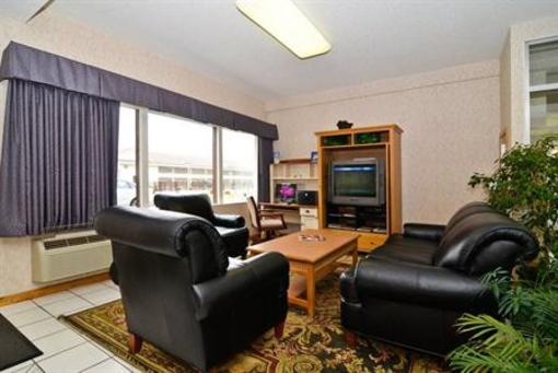 фото отеля Best Western Paradise Inn Savoy