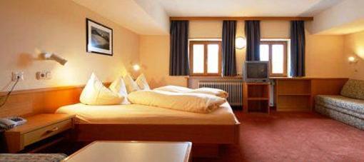 фото отеля Hotel Adler Warth
