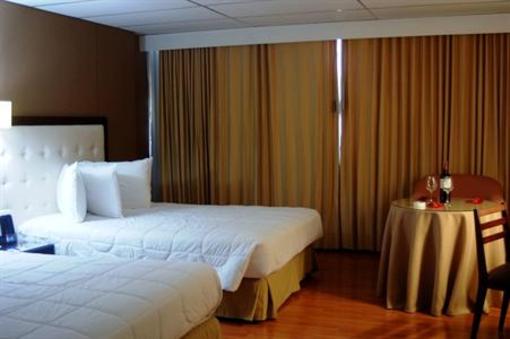 фото отеля Hotel Hunza Y Centro De Convenciones