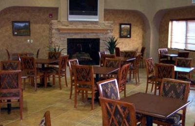 фото отеля BEST WESTERN PLUS Territorial Inn & Suites