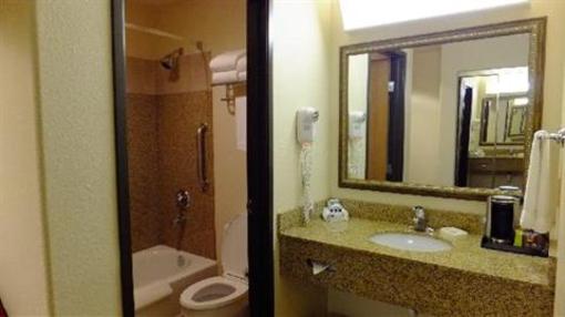 фото отеля BEST WESTERN PLUS Territorial Inn & Suites