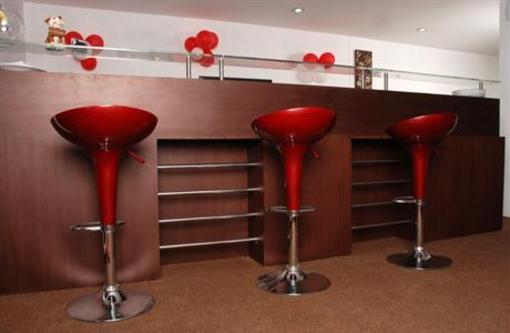 фото отеля Red Sun Serviced Apartments