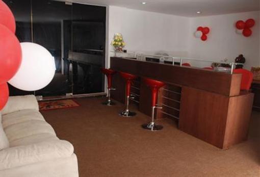 фото отеля Red Sun Serviced Apartments