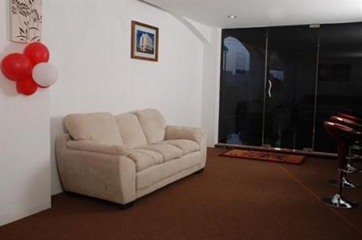 фото отеля Red Sun Serviced Apartments