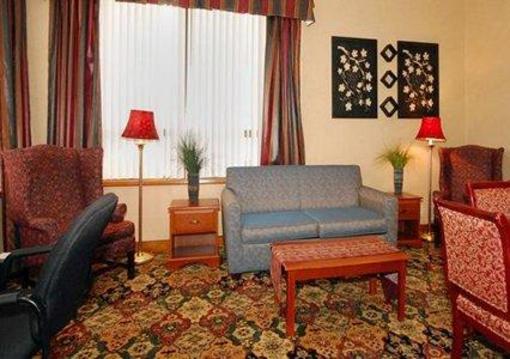 фото отеля Quality Inn Roanoke Rapids