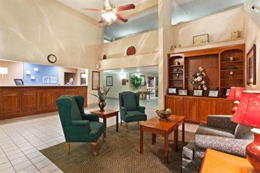 фото отеля Holiday Inn Express Harlan