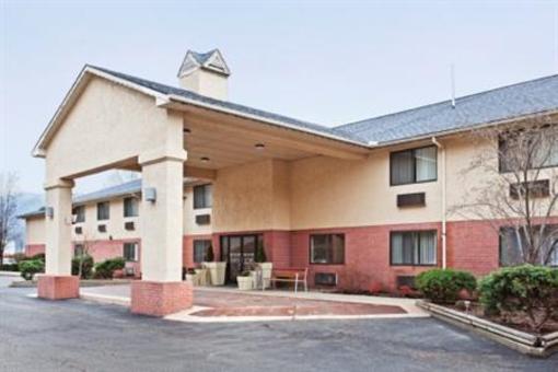 фото отеля Holiday Inn Express Harlan