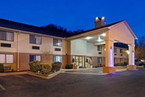 фото отеля Holiday Inn Express Harlan