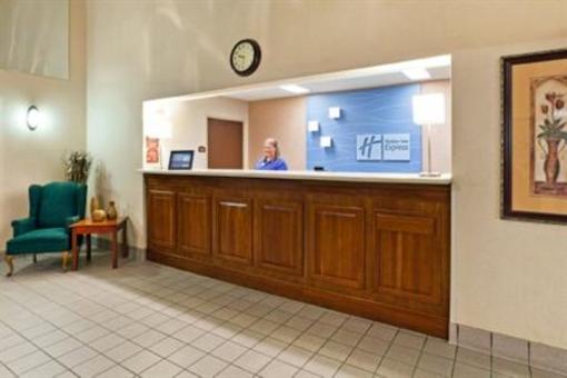 фото отеля Holiday Inn Express Harlan