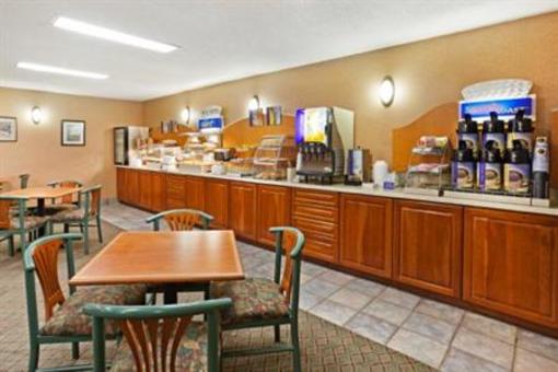 фото отеля Holiday Inn Express Harlan
