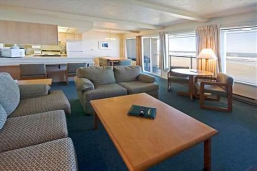 фото отеля Driftwood Shores Inn