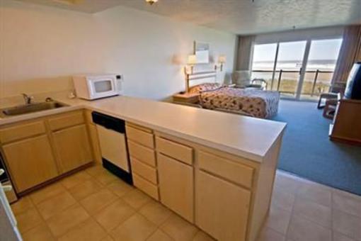 фото отеля Driftwood Shores Inn