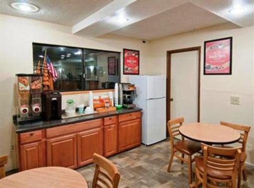фото отеля Econo Lodge Crescent City