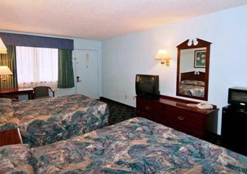 фото отеля Econo Lodge Crescent City