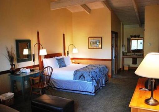 фото отеля Carmel Valley Lodge