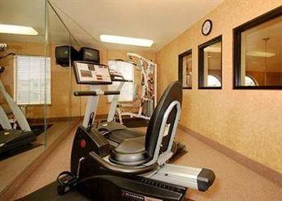 фото отеля Quality Inn & Suites Northwoods