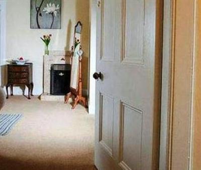 фото отеля Glenuig House Bed & Breakfast