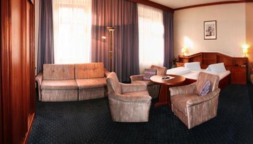 фото отеля Alter Telegraf Hotel