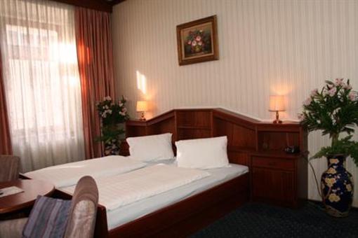 фото отеля Alter Telegraf Hotel