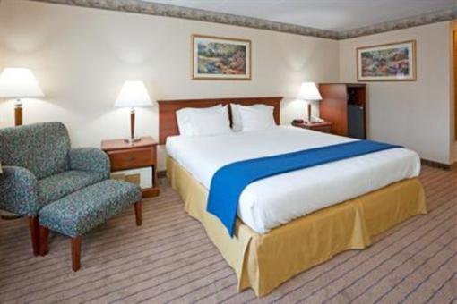 фото отеля Holiday Inn Express Roseville - St Paul