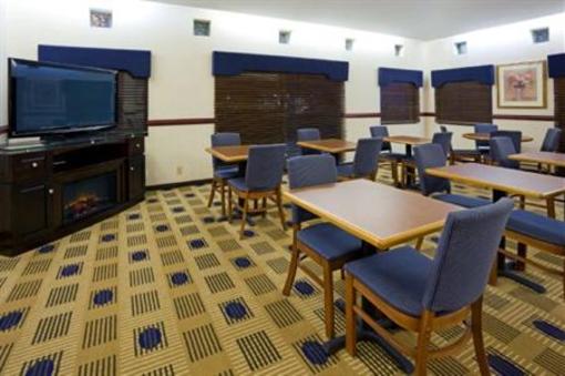 фото отеля Holiday Inn Express Roseville - St Paul