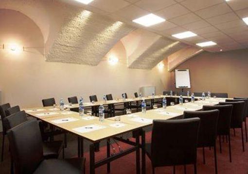 фото отеля Quality Suites Lyon Confluence
