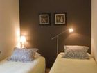 фото отеля University Quarters Bed & Breakfast & Suites