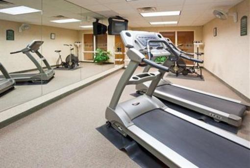 фото отеля Holiday Inn Express Milwaukee N. Brown Deer/Mequon
