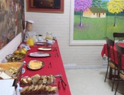 фото отеля Hostal Casa Suiza